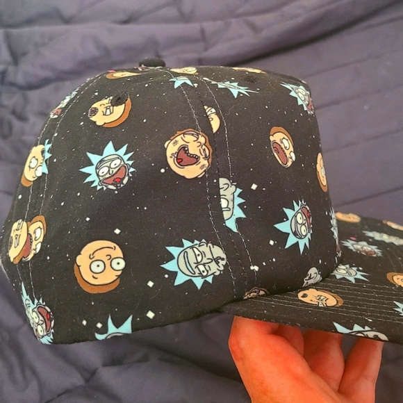 Rick & Morty Bioworld Snapback Hat - Picture 2 of 4